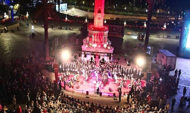 100. Yıl Cumhuriyet Özel Korosu saat 19.23’te sahne aldı