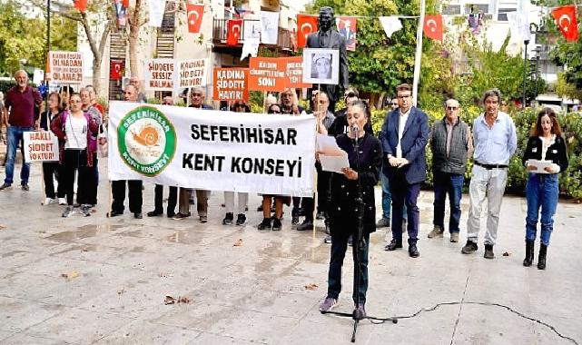 Kadın cinayetleri Seferihisar’da protesto edildi