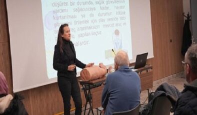 Kocaeli Büyükşehir’den sürücülere hizmet kalitesi eğitimi