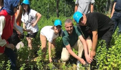 Özel çocuklarımız sebze ve aromatik bitki yetiştiriyor